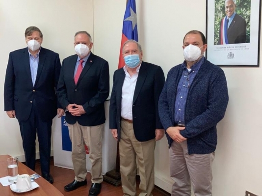 Embajador Guillermo Botero desarrolló agenda en Antofagasta que incluyó un recorrido a la Planta Desaladora y reuniones con autoridades