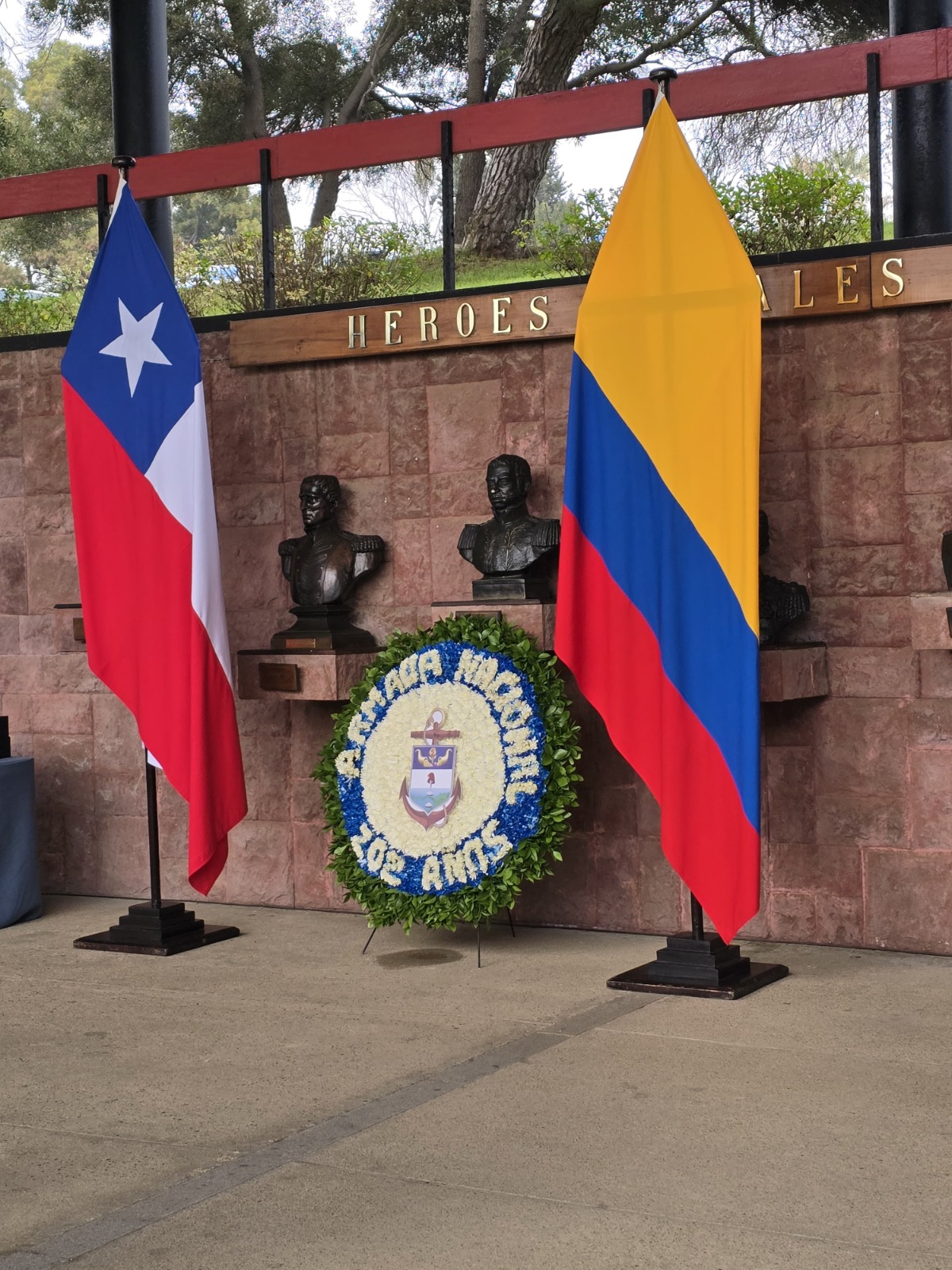 Conmemoración del 202° aniversario de la Armada Nacional de Colombia en la Escuela Naval “Arturo Prat” de Valparaíso