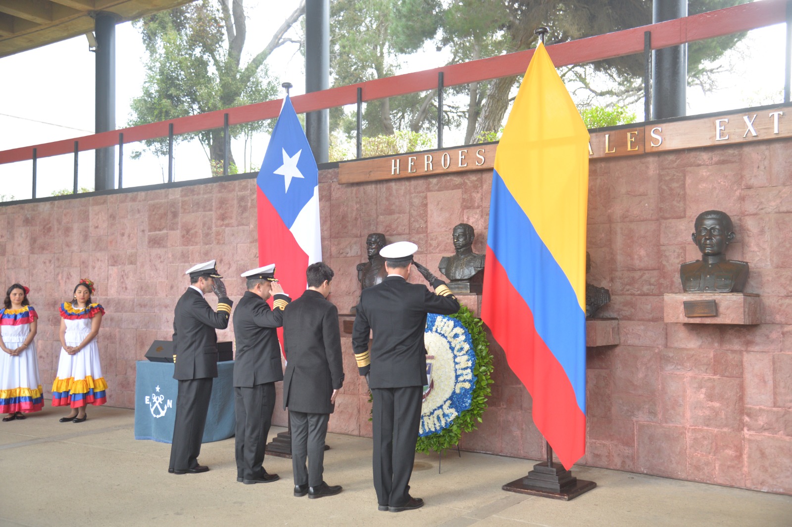Conmemoración del 202° aniversario de la Armada Nacional de Colombia en la Escuela Naval “Arturo Prat” de Valparaíso
