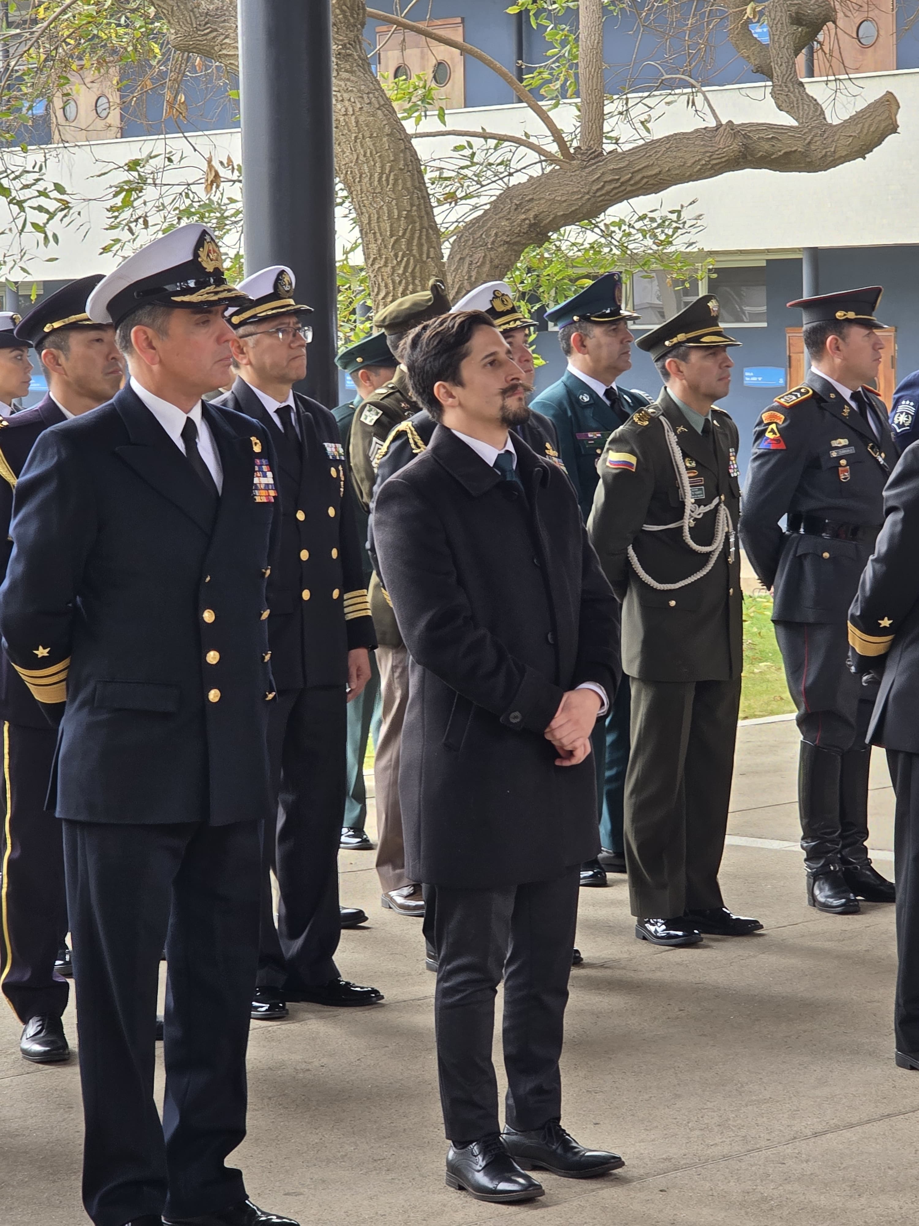 Conmemoración del 202° aniversario de la Armada Nacional de Colombia en la Escuela Naval “Arturo Prat” de Valparaíso