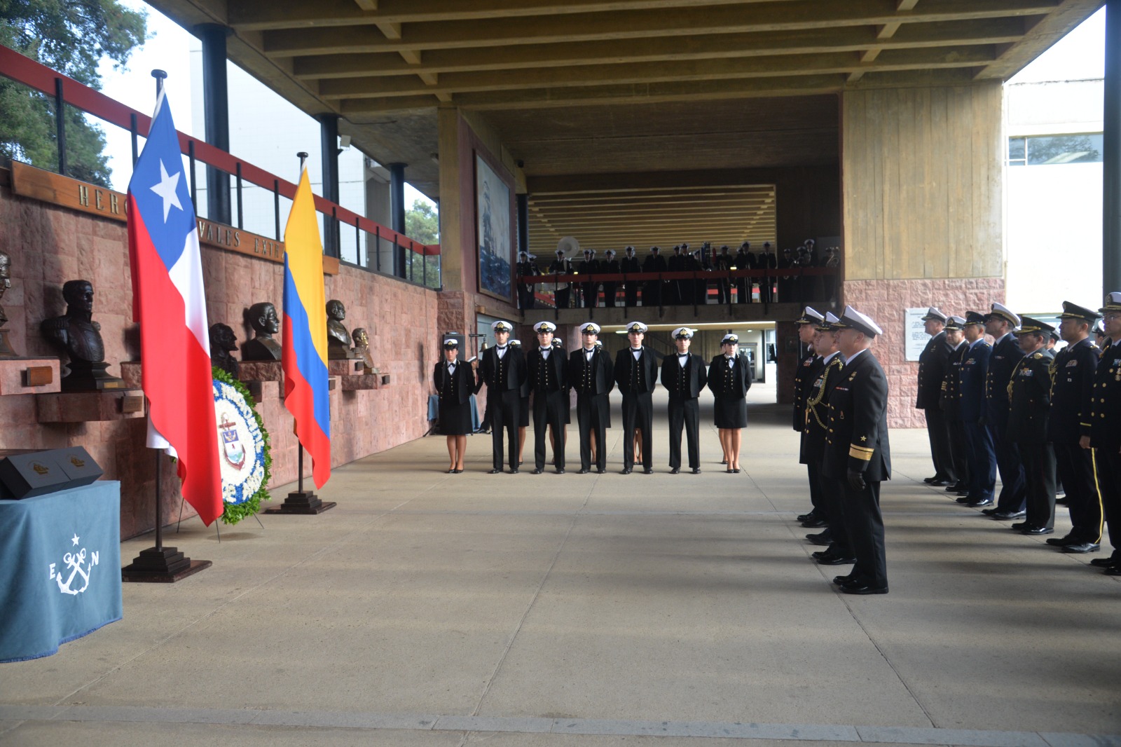 Conmemoración del 202° aniversario de la Armada Nacional de Colombia en la Escuela Naval “Arturo Prat” de Valparaíso