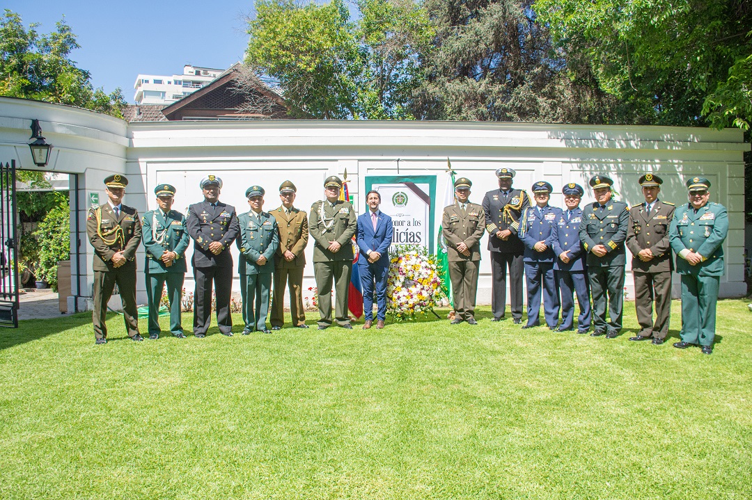 Embajada en Chile conmemora los 133 años de la Policía Nacional de Colombia