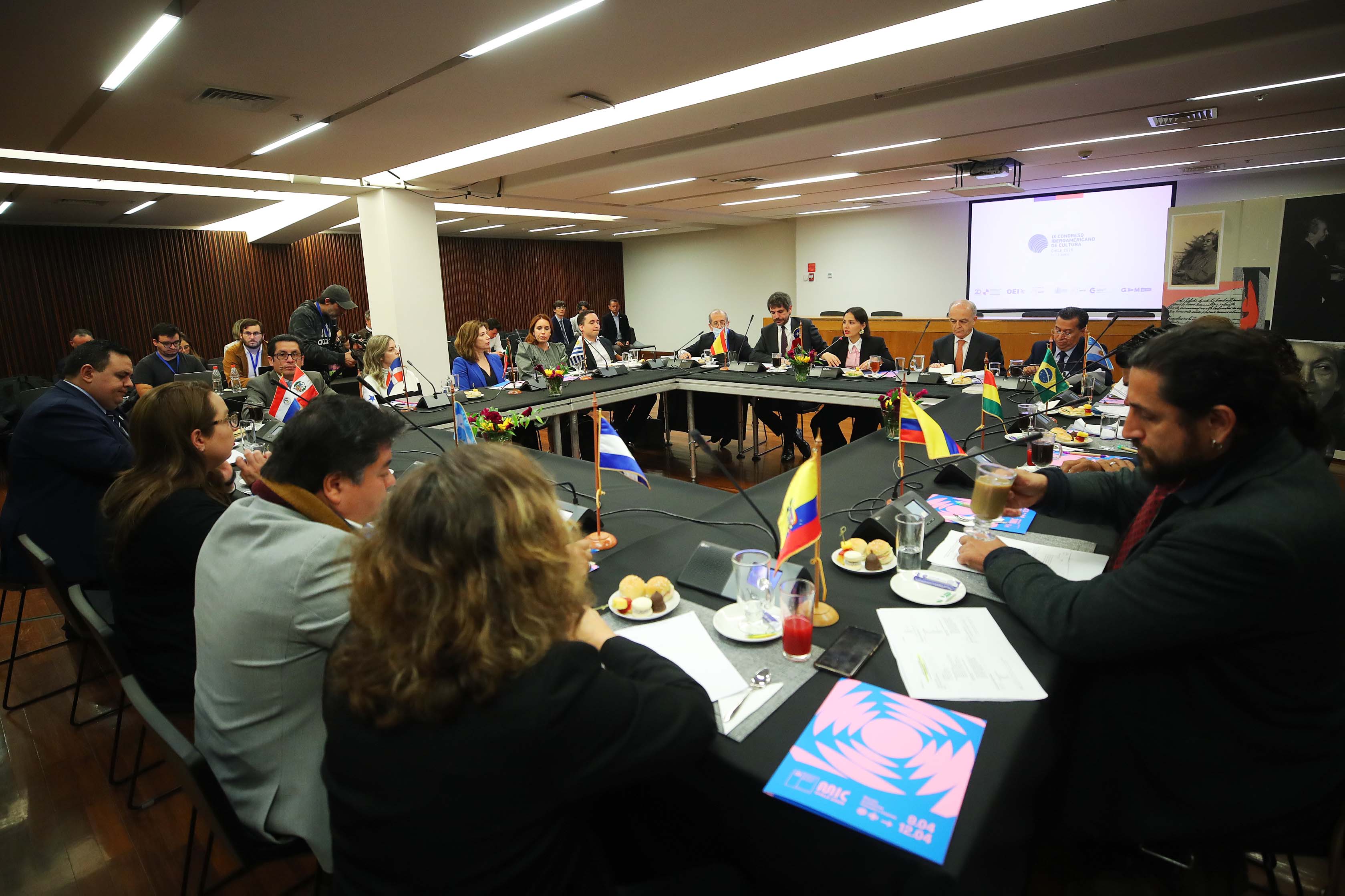 Encuentro en el marco del IX Congreso Iberoamericano de Cultura en Chile