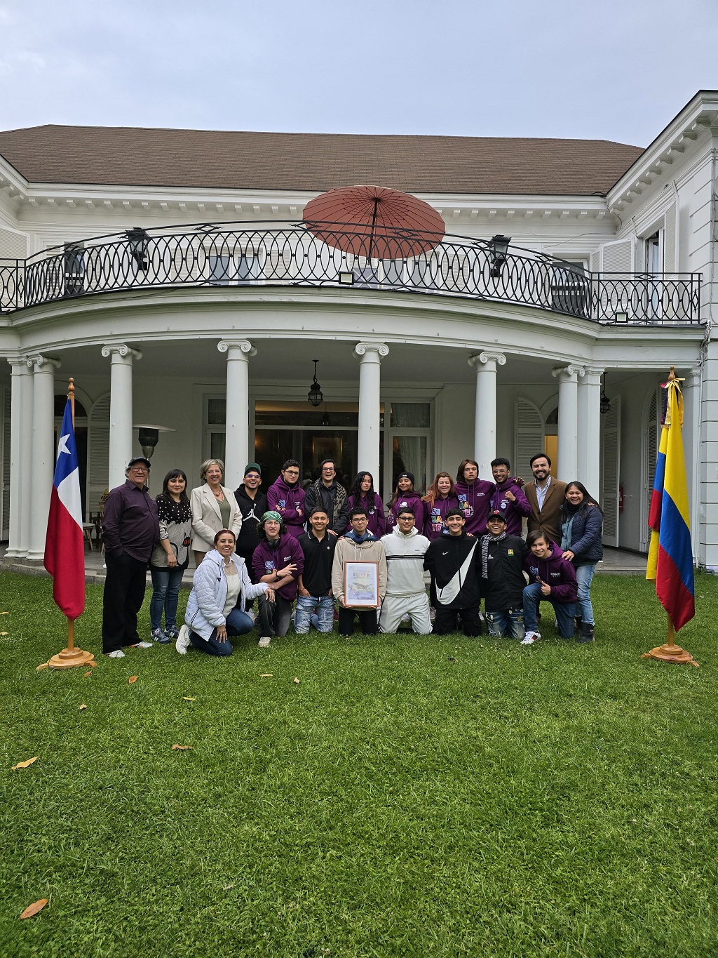 Embajada de Colombia en Chile recibe a jóvenes artistas de Santander y Cundinamarca en el marco del Festival FESTTIN