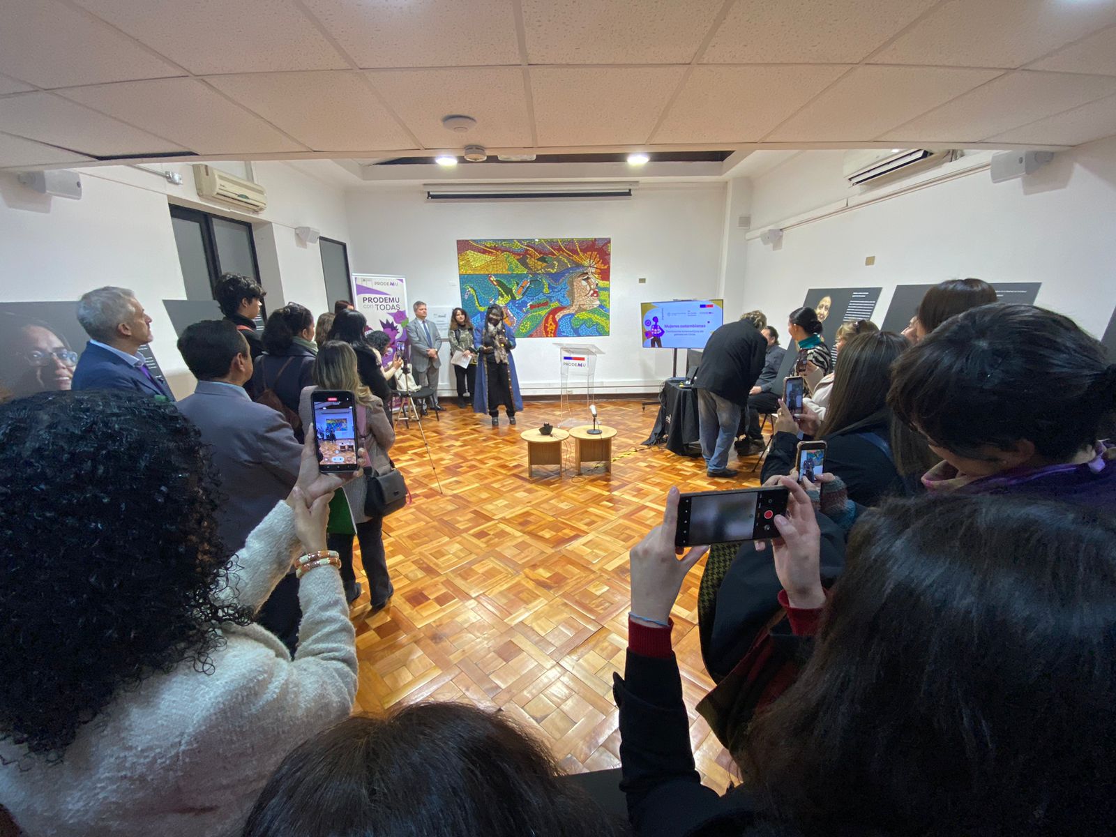 Con la participación de Mary Grueso Romero concluyen jornadas “Mujeres colombianas: Derribando estereotipos de género en Chile”