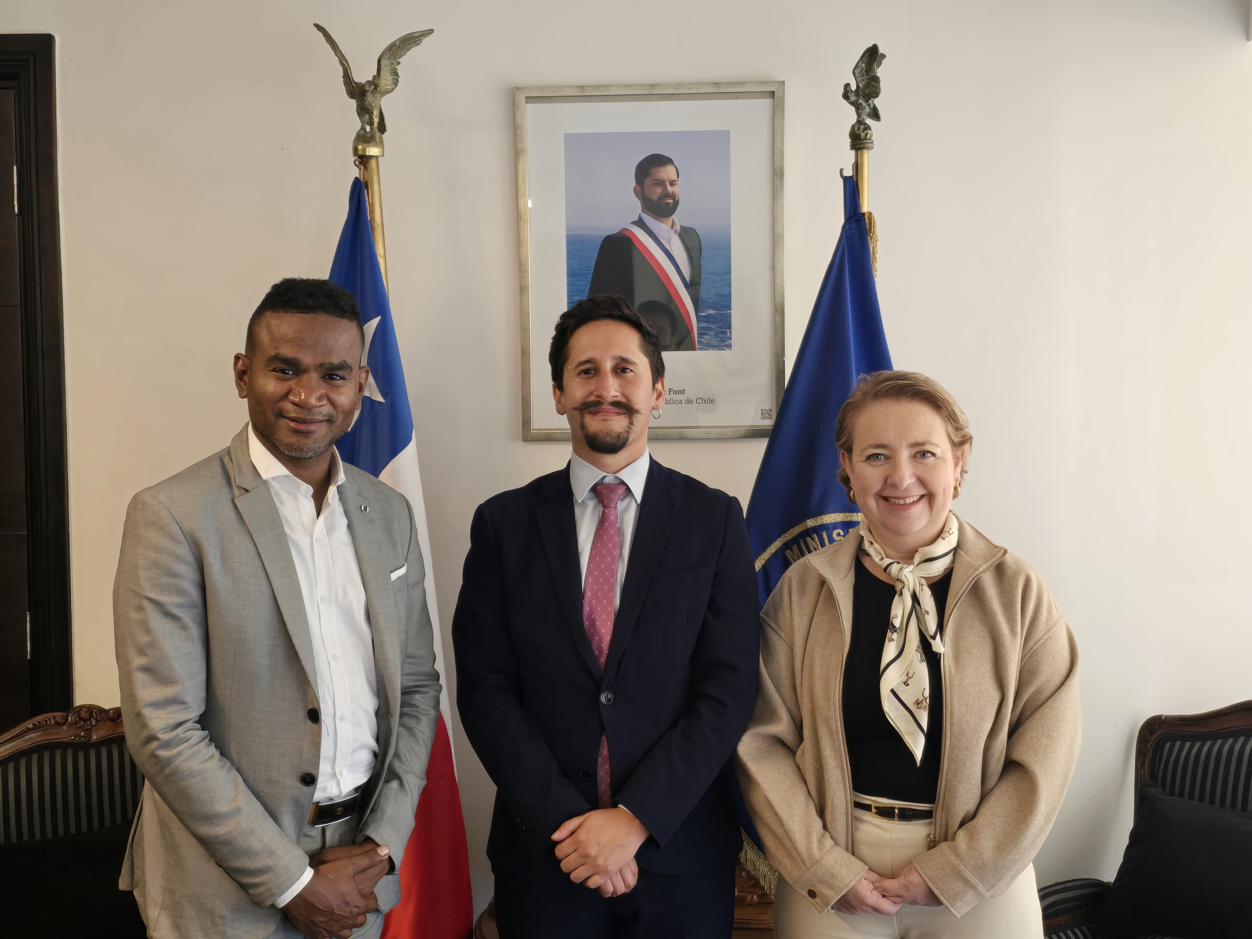 Embajada de Colombia en Chile y Consulado de Colombia en Antofagasta lideran agenda diplomática con enfoque comunitario y científico