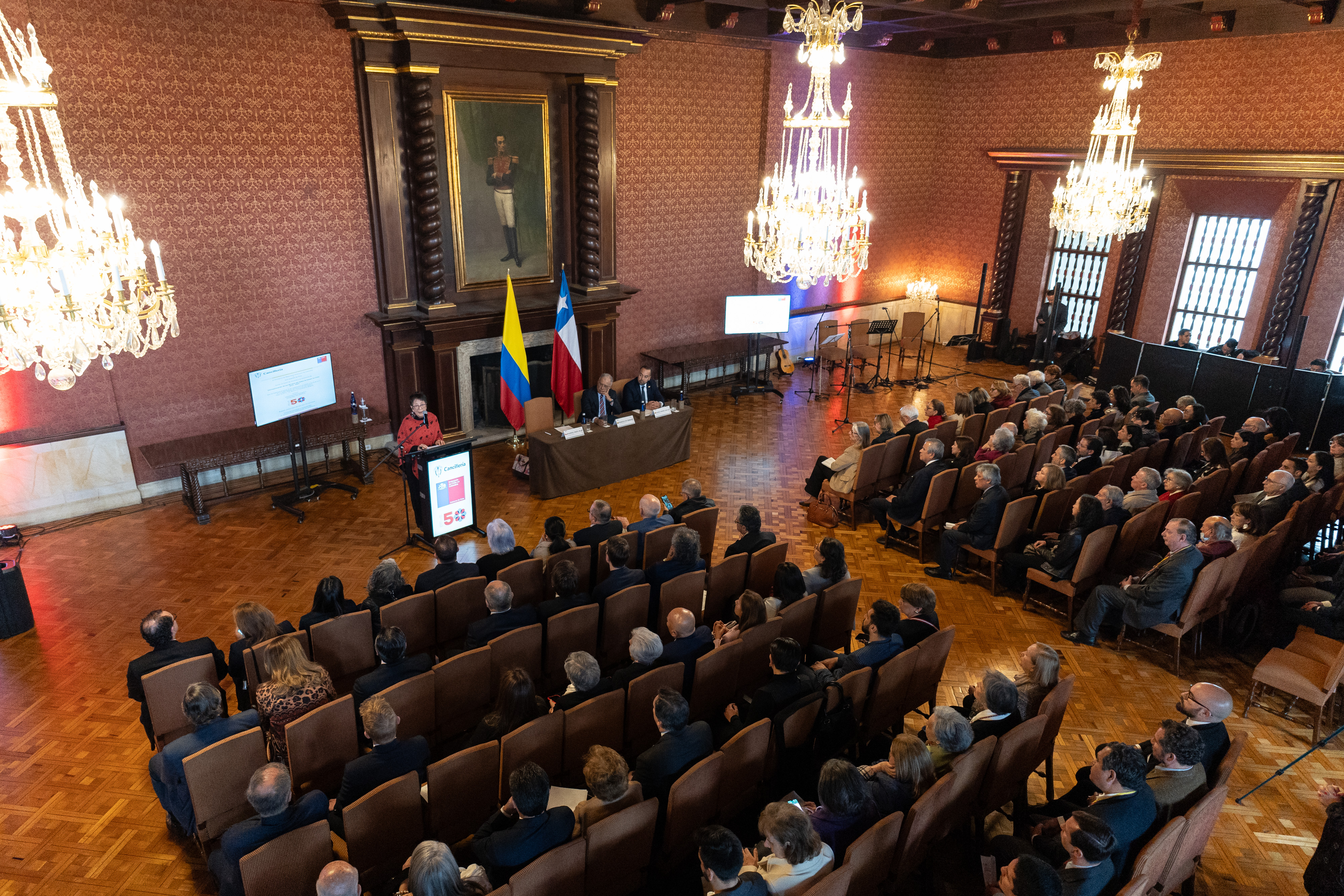 Conmemoración de la Cancillería colombiana de los 50 años del golpe de Estado en Chile.