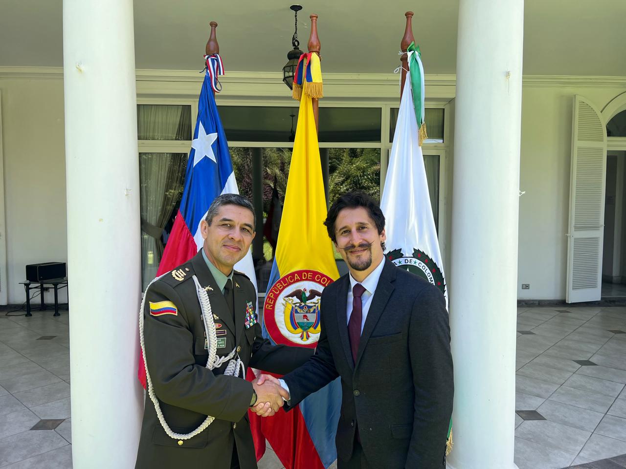 Embajada de Colombia en Chile conmemora los 134 años de la Policía Nacional de Colombia