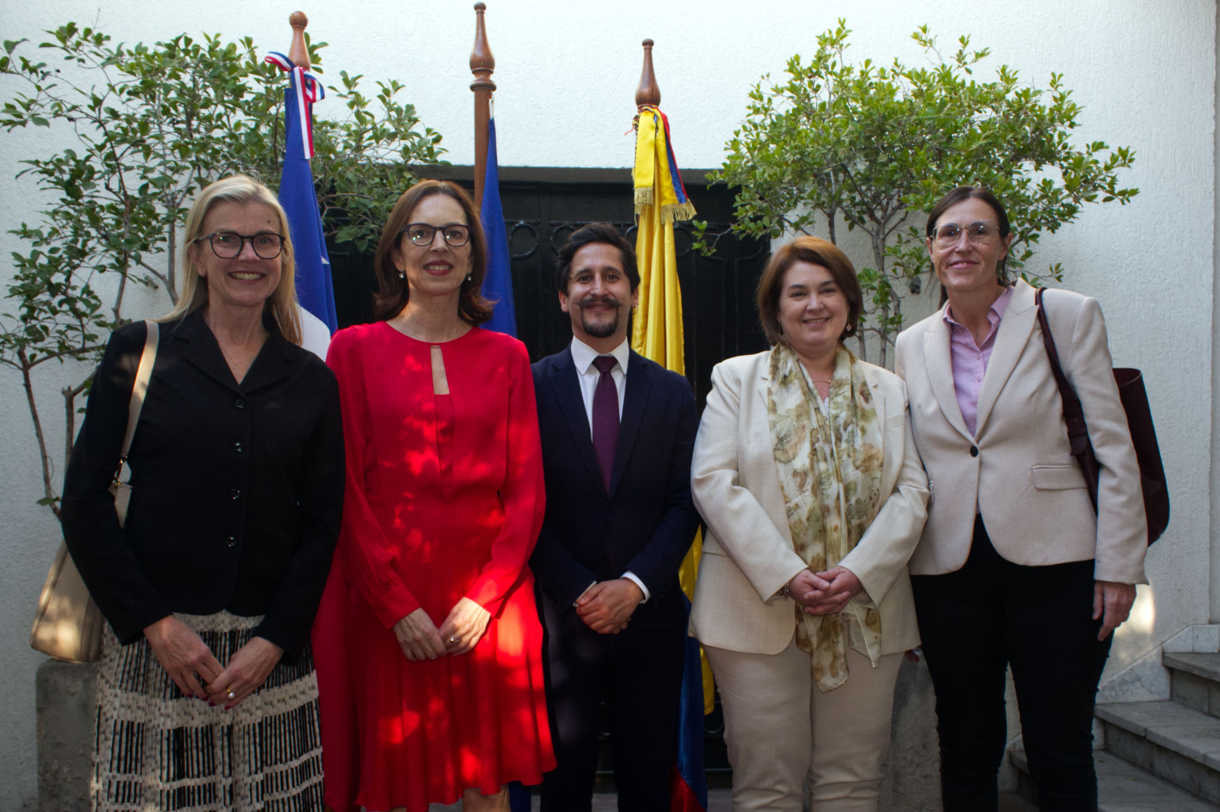 Recepción diplomática en Chile marca el preludio de la IV Cumbre CELAC–UE en Santa Marta, Colombia