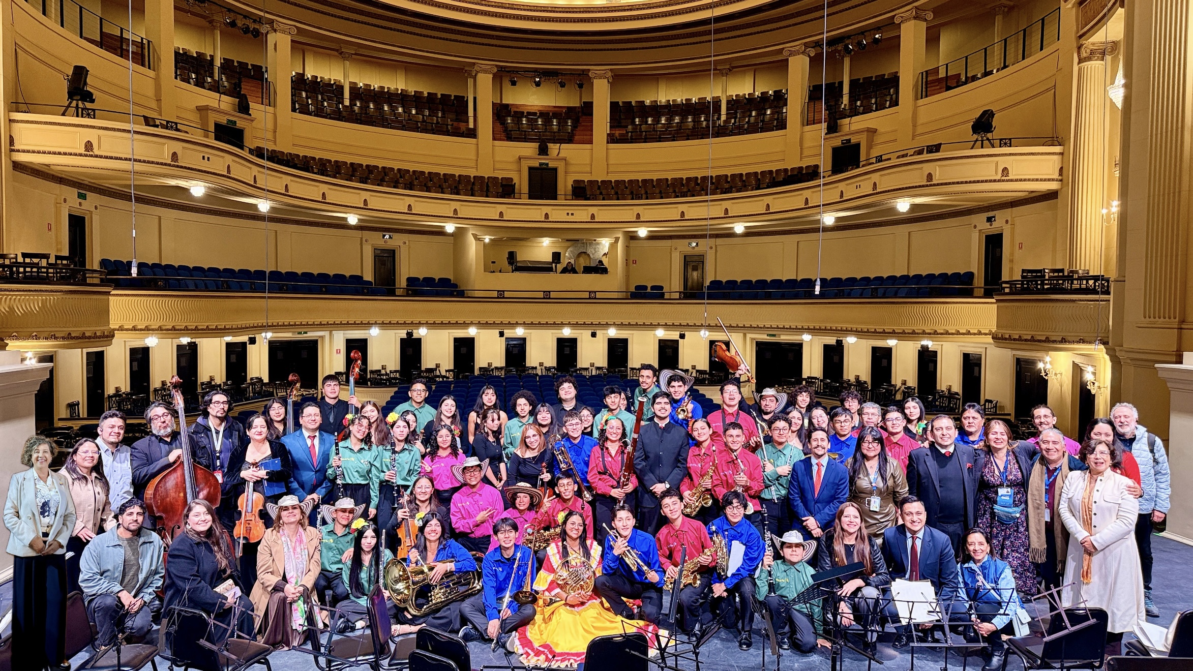 Hilando sonidos, uniendo culturas: jóvenes de Colombia y Chile se encontraron a través de la música