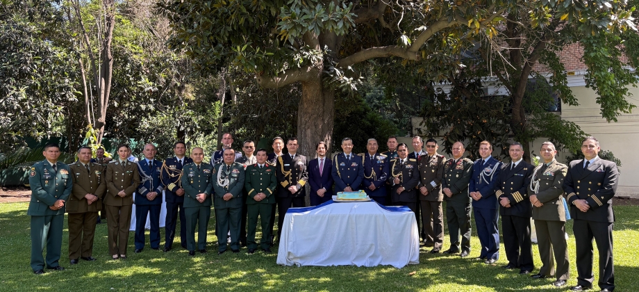 Conmemoración de los 106 años de la Fuerza Aeroespacial Colombiana en Chile