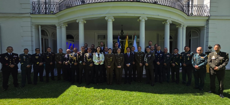 Embajada de Colombia en Chile conmemora los 134 años de la Policía Nacional de Colombia