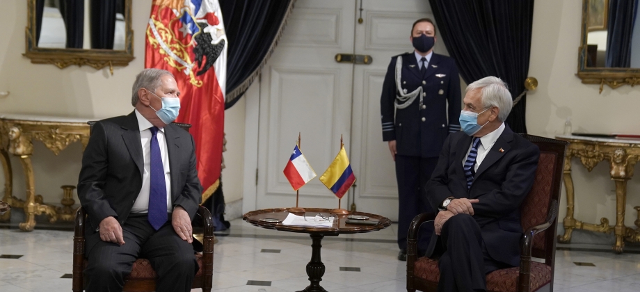 Embajador Guillermo Botero Nieto presentó cartas credenciales al Presidente de Chile, Sebastián Piñera
