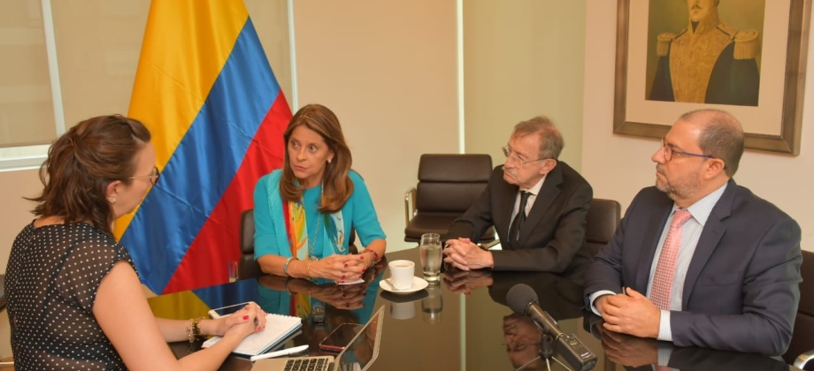 La Vicepresidenta Marta Lucía Ramírez visitó Chile para participar en la XIV Conferencia Regional sobre la Mujer en América Latina y el Caribe
