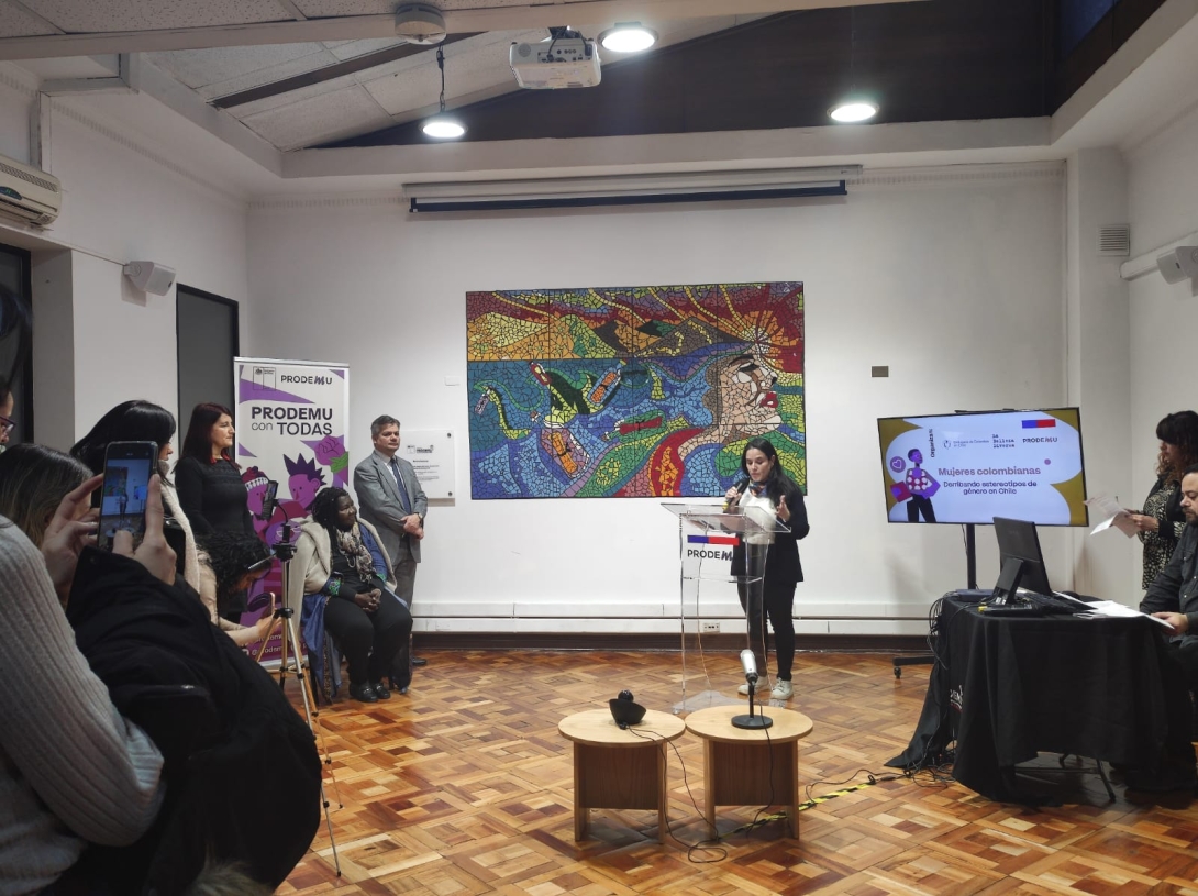 Con la participación de Mary Grueso Romero concluyen jornadas “Mujeres colombianas: Derribando estereotipos de género en Chile”